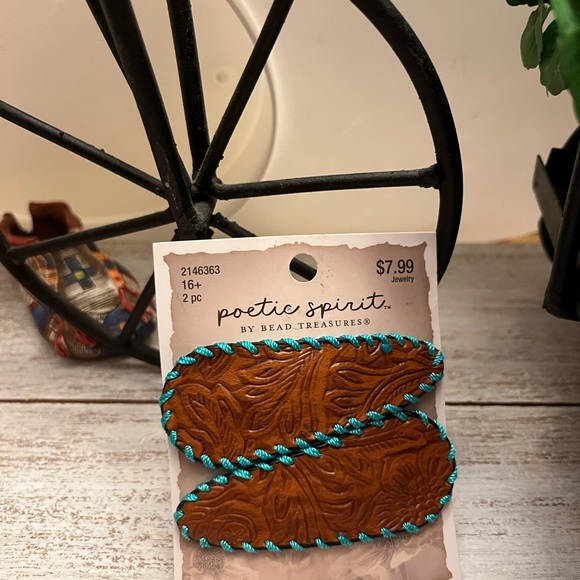 Brown Hair clips - Picture 3 of 5